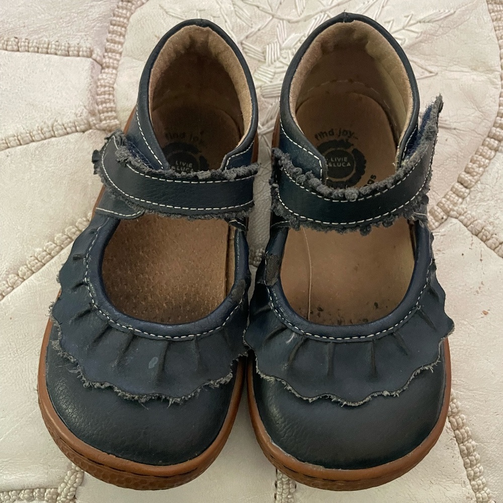 Size 8 Girl's Navy Livie & Luca
